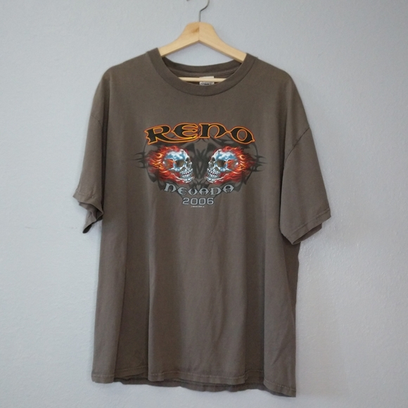 Delta Other - Reno Nevada 2006 Gray Short Sleeve Skull Shirt